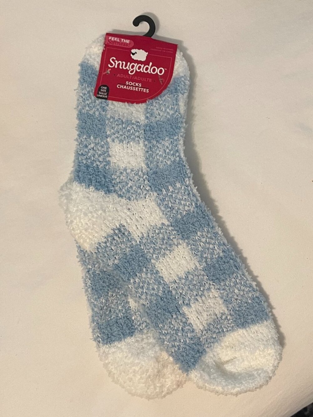 New Snugadoo Cozy Socks One Size Blue & White Checkered Plaid Pair